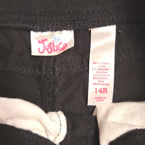 🌴 Justice Black Cuffed Shorts 🖤 - Picture 2 of 4